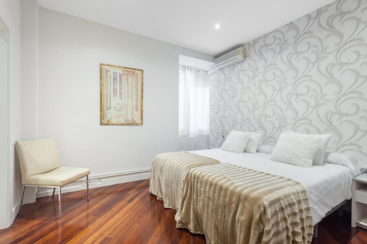 Art House Granvia Apartment Barcelona Bagian luar foto