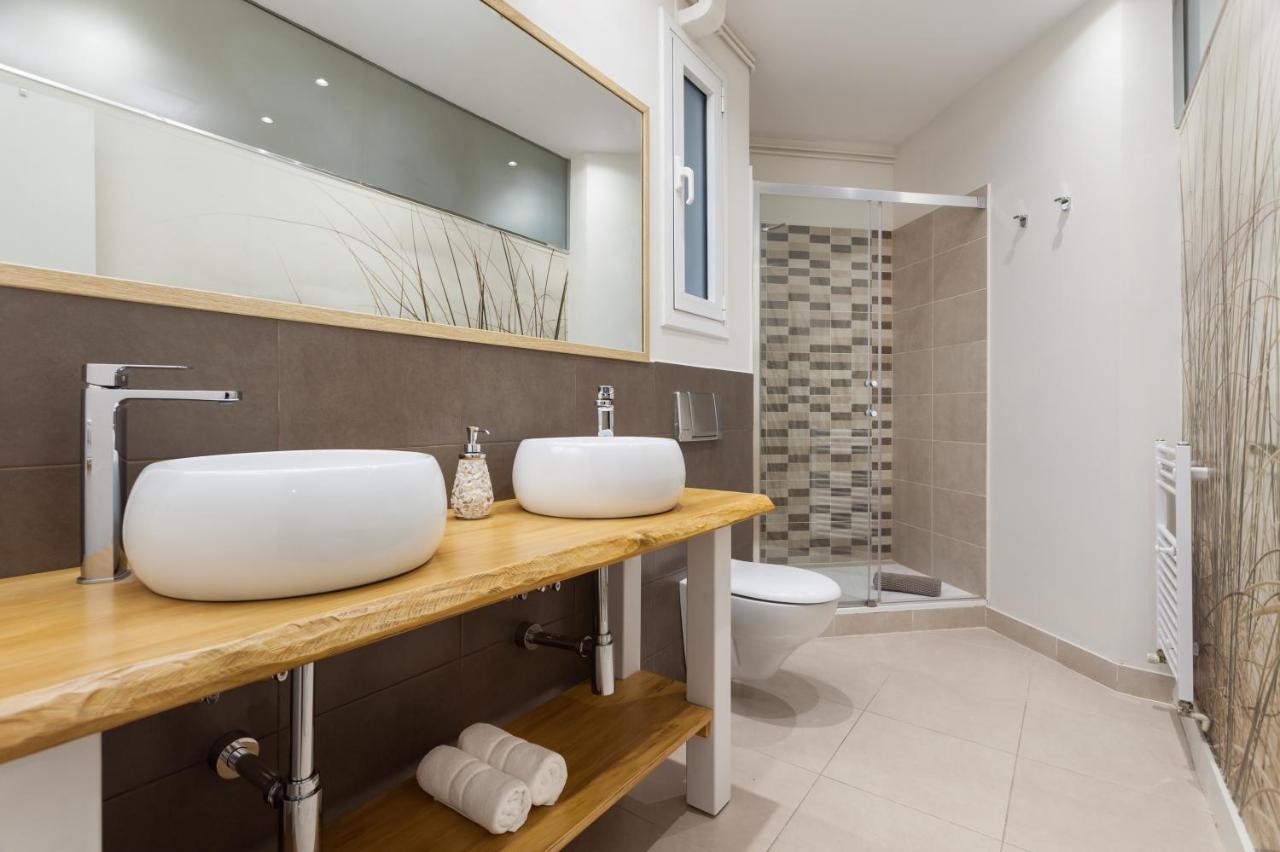 Art House Granvia Apartment Barcelona Bagian luar foto